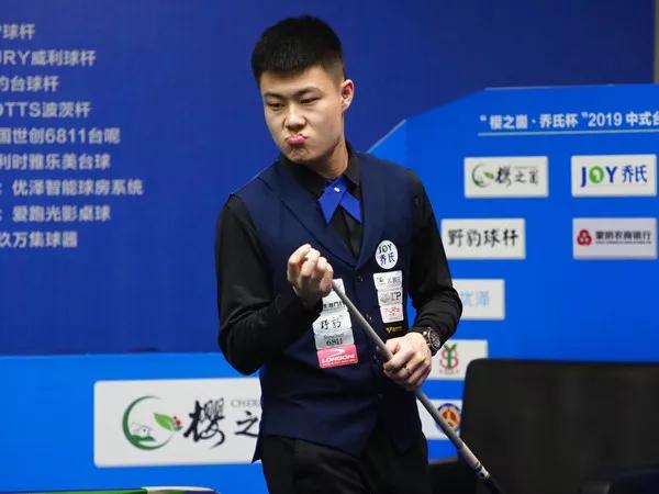 于职业球员 于职业球员